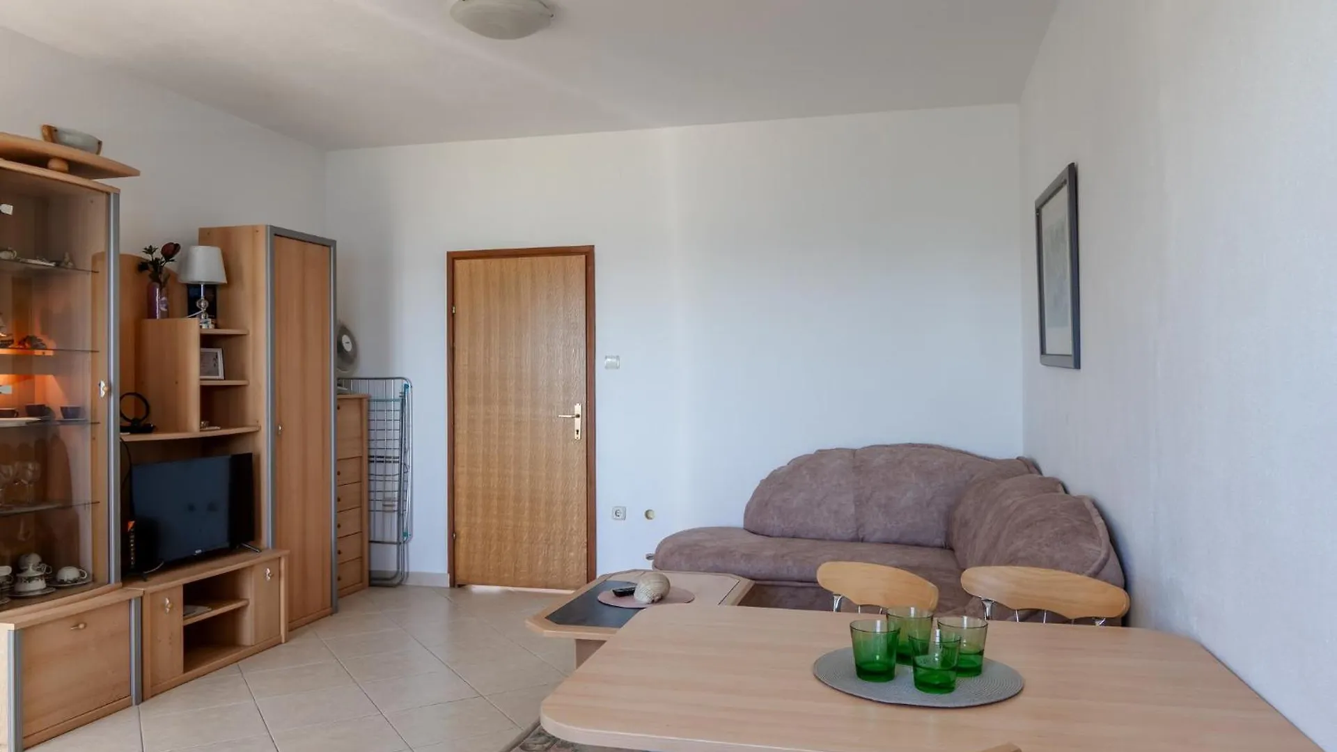 Apartments Bozena Vir