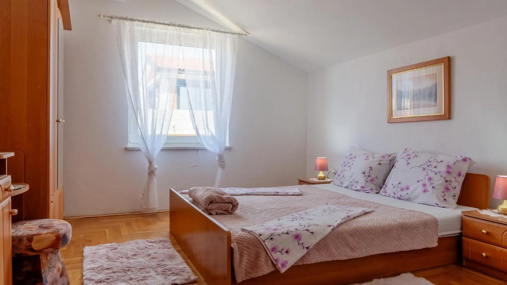 Apartments Bozena Vir