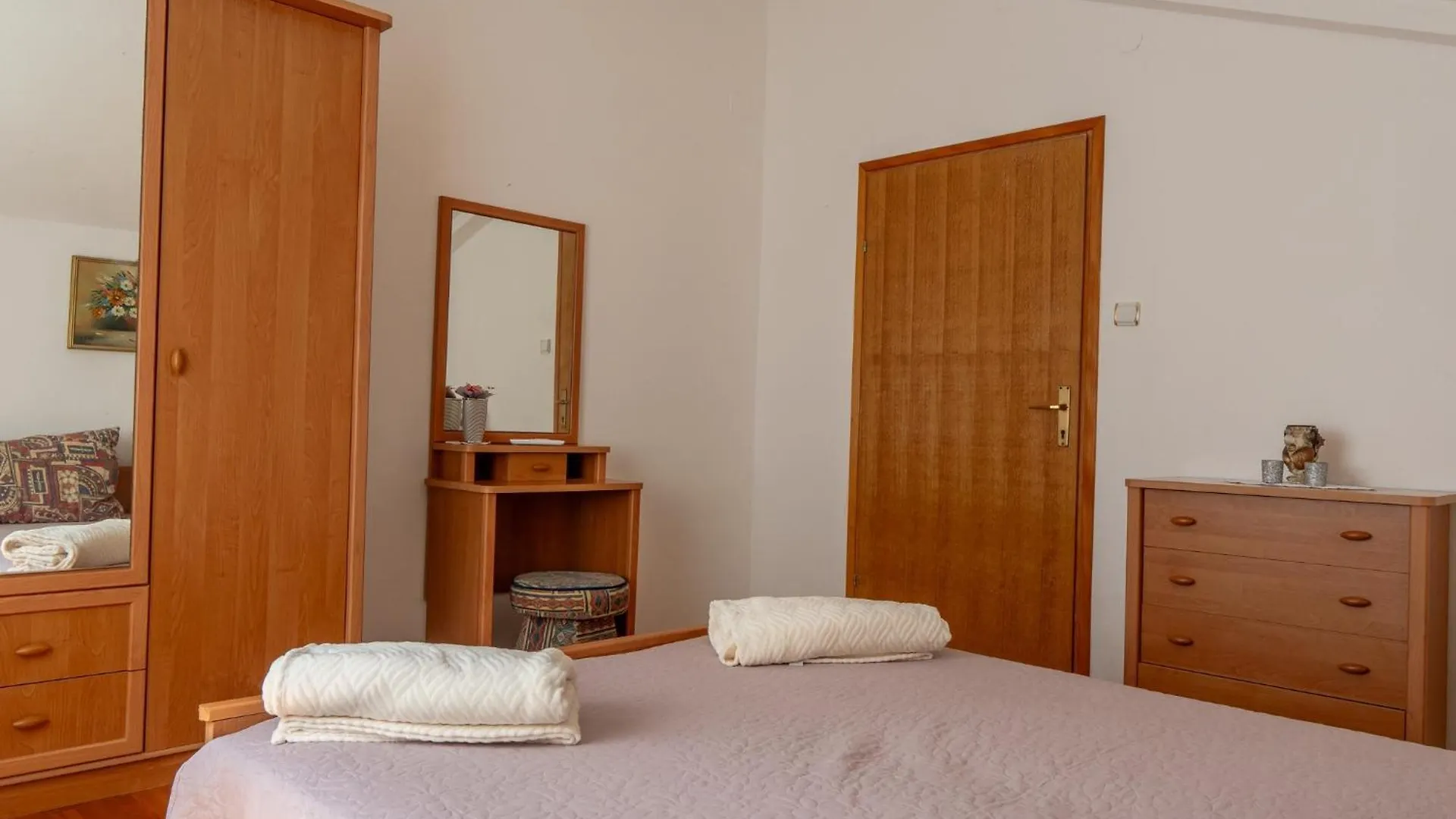 Apartments Bozena Vir
